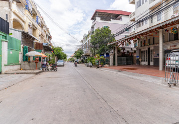 8 Unit Apartment Building For Sale - Toul Sangke 1, Russeykeo, Phnom Penh thumbnail