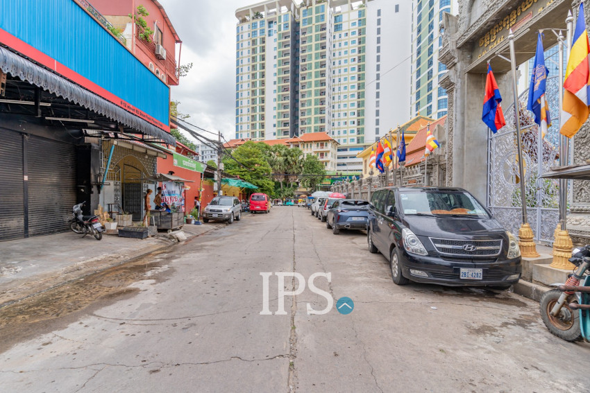 284 Sqm Commercial Land For Sale - Srah Chork, Phnom Penh