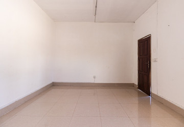 188 Sqm Warehouse For Rent - Chreav, Siem Reap thumbnail