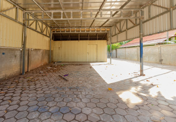 188 Sqm Warehouse For Rent - Chreav, Siem Reap thumbnail