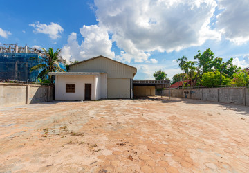 188 Sqm Warehouse For Rent - Chreav, Siem Reap thumbnail