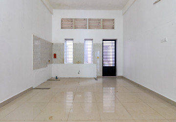 5 Bedroom Flat For Rent - Sala Kamruek, Siem Reap thumbnail