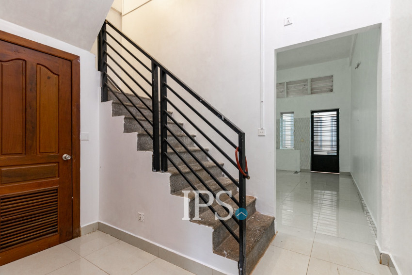 5 Bedroom Flat For Rent - Sala Kamruek, Siem Reap