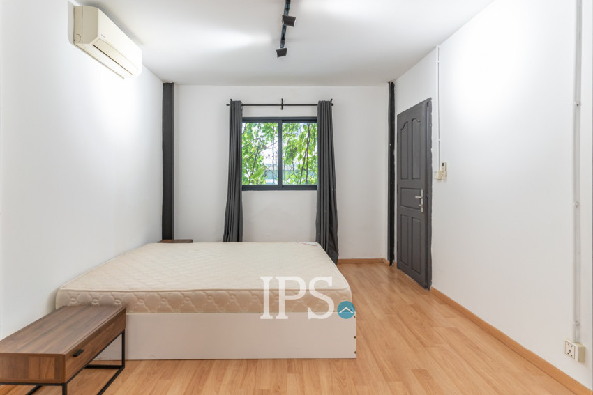 Renovated 1 Bedroom Apartment For Rent - Tonle Bassac, Phnom Penh