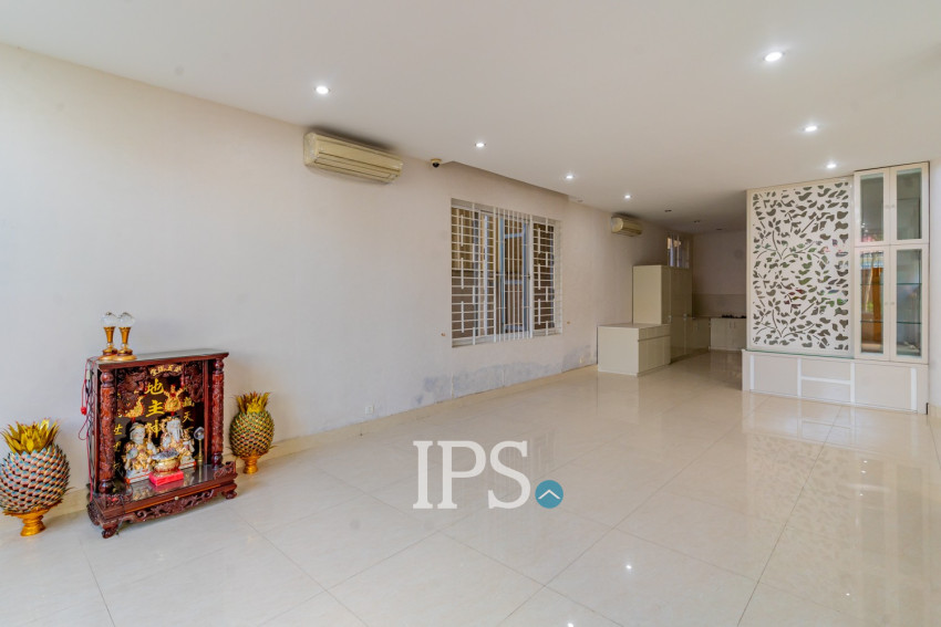 5 Bedroom Villa For Rent - Boeung Kak 1, Phnom Penh