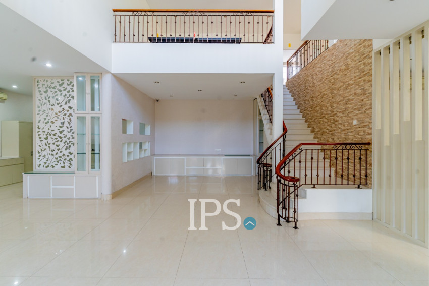 5 Bedroom Villa For Rent - Boeung Kak 1, Phnom Penh