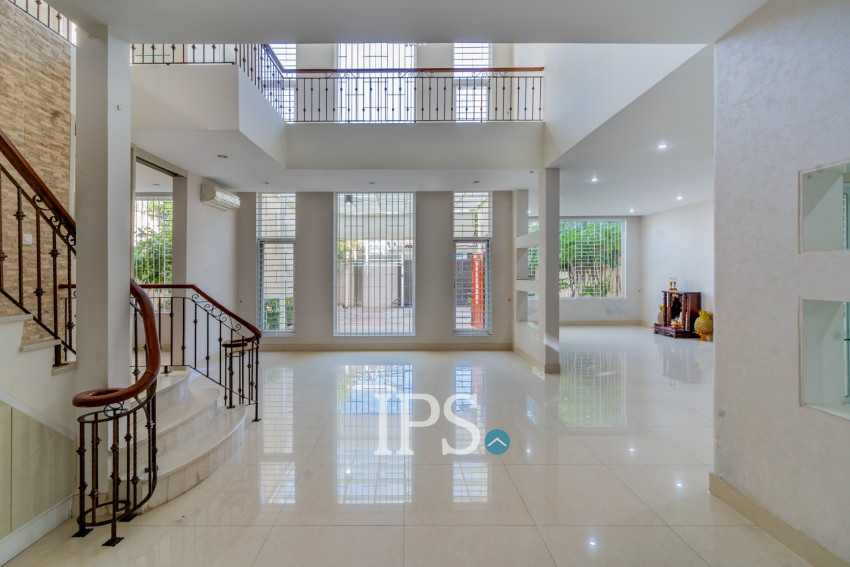5 Bedroom Villa For Rent - Boeung Kak 1, Phnom Penh