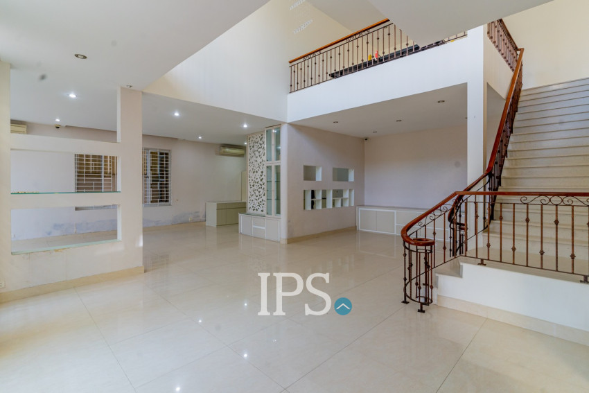 5 Bedroom Villa For Rent - Boeung Kak 1, Phnom Penh