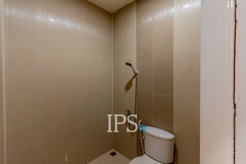 5 Bedroom Villa For Rent - Boeung Kak 1, Phnom Penh