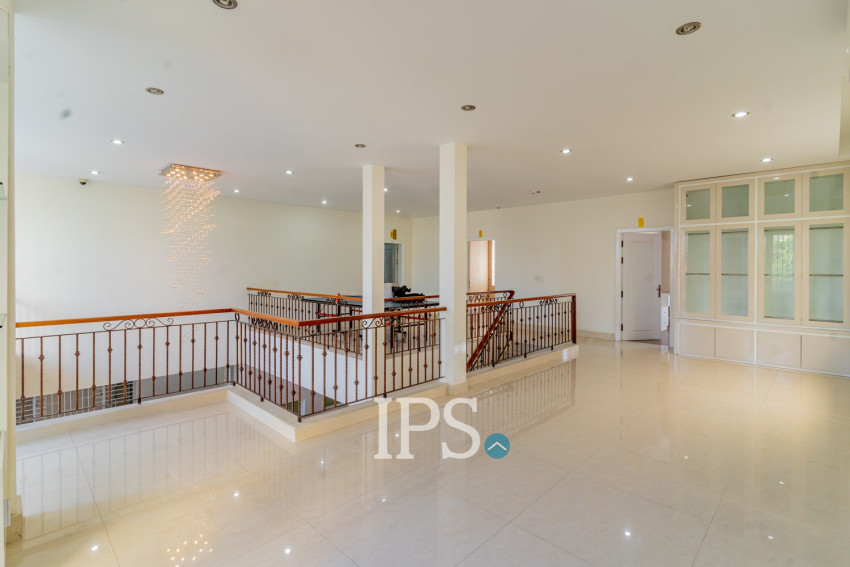 5 Bedroom Villa For Rent - Boeung Kak 1, Phnom Penh