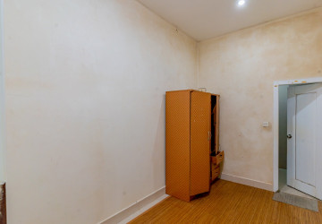 5 Bedroom Villa For Rent - Boeung Kak 1, Phnom Penh thumbnail