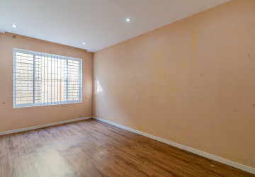 5 Bedroom Villa For Rent - Boeung Kak 1, Phnom Penh thumbnail