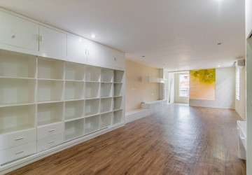 5 Bedroom Villa For Rent - Boeung Kak 1, Phnom Penh thumbnail