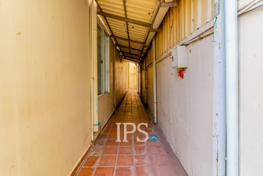 5 Bedroom Villa For Rent - Boeung Kak 1, Phnom Penh