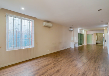 5 Bedroom Villa For Rent - Boeung Kak 1, Phnom Penh thumbnail