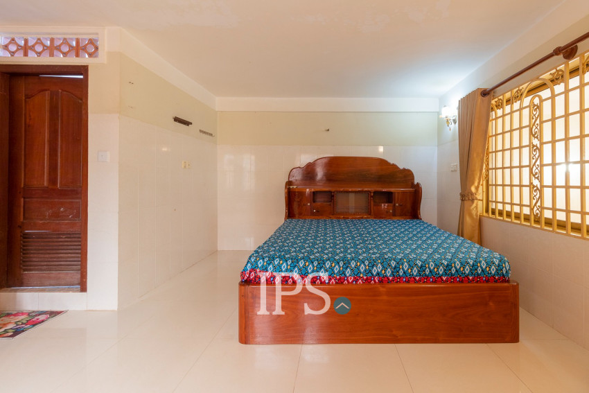 4 Bedroom Flat For Rent - Svay Dangkum, Siem Reap