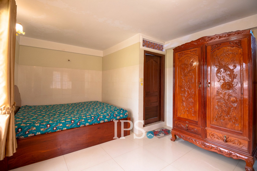 4 Bedroom Flat For Rent - Svay Dangkum, Siem Reap