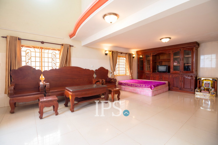 4 Bedroom Flat For Rent - Svay Dangkum, Siem Reap