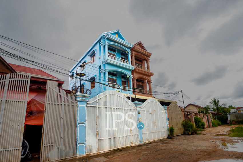 4 Bedroom Flat For Rent - Svay Dangkum, Siem Reap