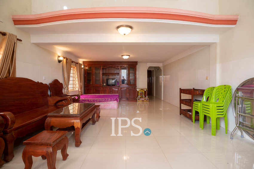 4 Bedroom Flat For Rent - Svay Dangkum, Siem Reap