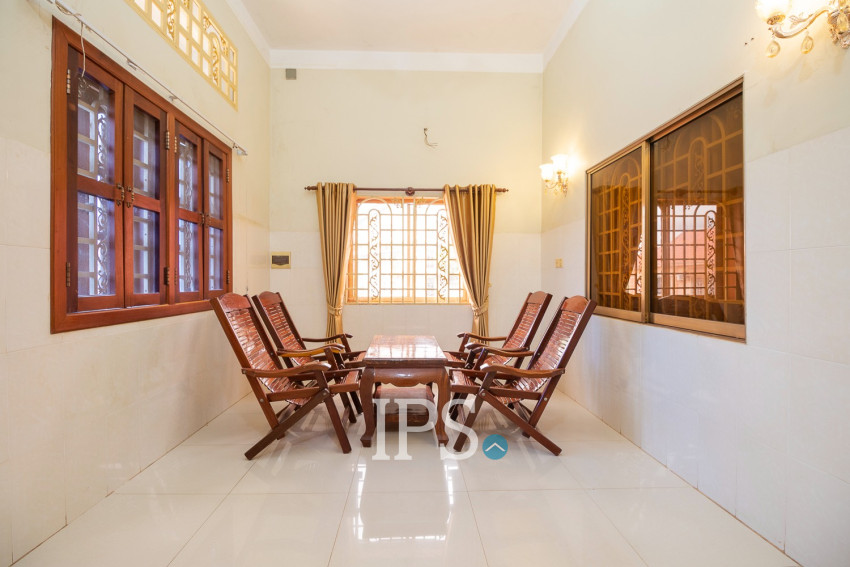 4 Bedroom Flat For Rent - Svay Dangkum, Siem Reap