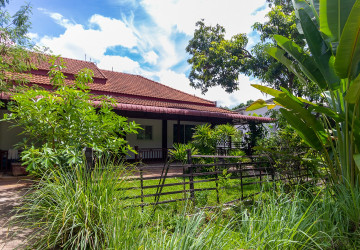 1 Bedroom Apartment For Rent - Svay Dangkum, Siem Reap thumbnail