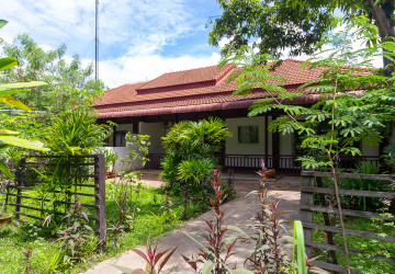 1 Bedroom Apartment For Rent - Svay Dangkum, Siem Reap thumbnail