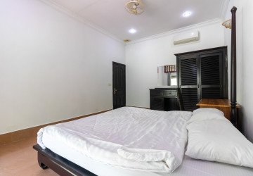 1 Bedroom Apartment For Rent - Svay Dangkum, Siem Reap thumbnail