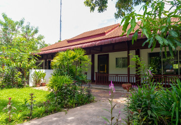 1 Bedroom Apartment For Rent - Svay Dangkum, Siem Reap thumbnail