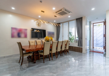 3 Bedroom Townhouse For Sale - BKK1, Phnom Penh thumbnail