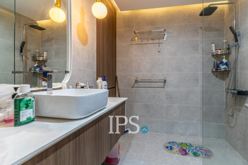 3 Bedroom Townhouse For Sale - BKK1, Phnom Penh