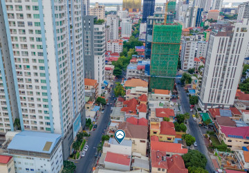 3 Bedroom Townhouse For Sale - BKK1, Phnom Penh thumbnail