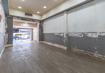 100 Sqm Retail Space For Rent - BKK1, Phnom Penh thumbnail