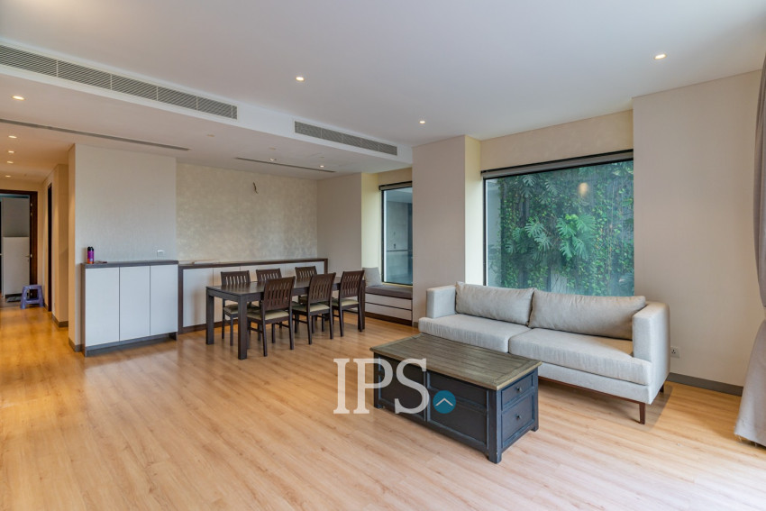 5th Floor 3 Bedroom Condo For Sale - Embassy Central, BKK1, Phnom Penh