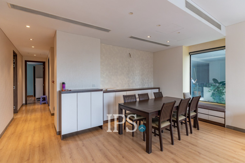 5th Floor 3 Bedroom Condo For Sale - Embassy Central, BKK1, Phnom Penh