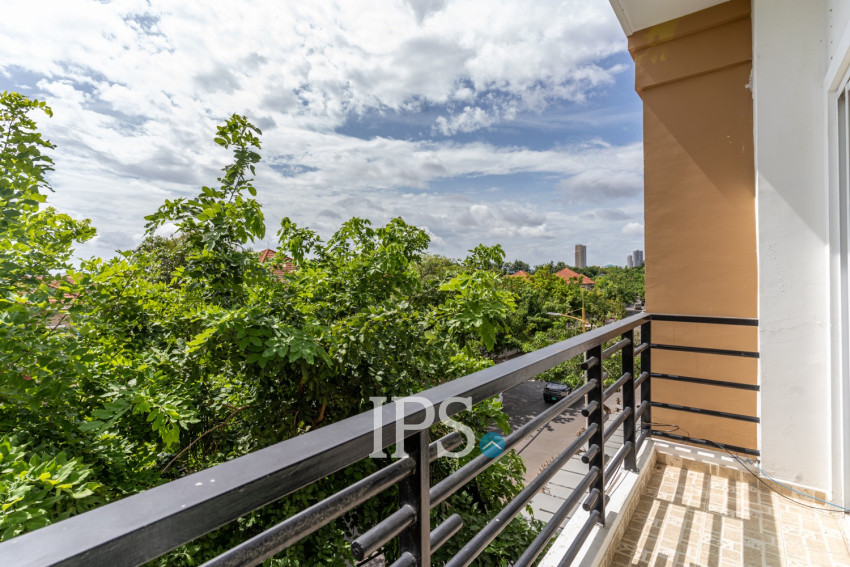 4 Bedroom Villa For Rent - Bassac Garden, Tonle Bassac, Phnom Penh