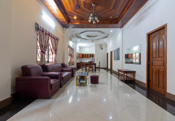 3 Bedroom Apartment  For Rent - Slor Kram, Siem Reap thumbnail