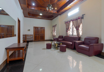 3 Bedroom Apartment  For Rent - Slor Kram, Siem Reap thumbnail