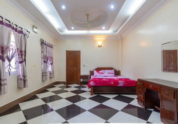 3 Bedroom Apartment  For Rent - Slor Kram, Siem Reap thumbnail