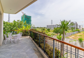 Contemporary 4 Bedroom Villa For Rent  Chak Angrae Leu, Phnom Penh thumbnail