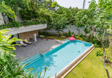 Contemporary 4 Bedroom Villa For Rent  Chak Angrae Leu, Phnom Penh thumbnail