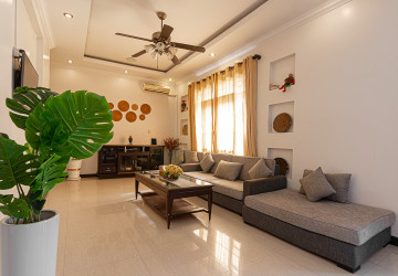 2 Bedroom Villa For Rent - Teuk Vil, Siem Reap thumbnail