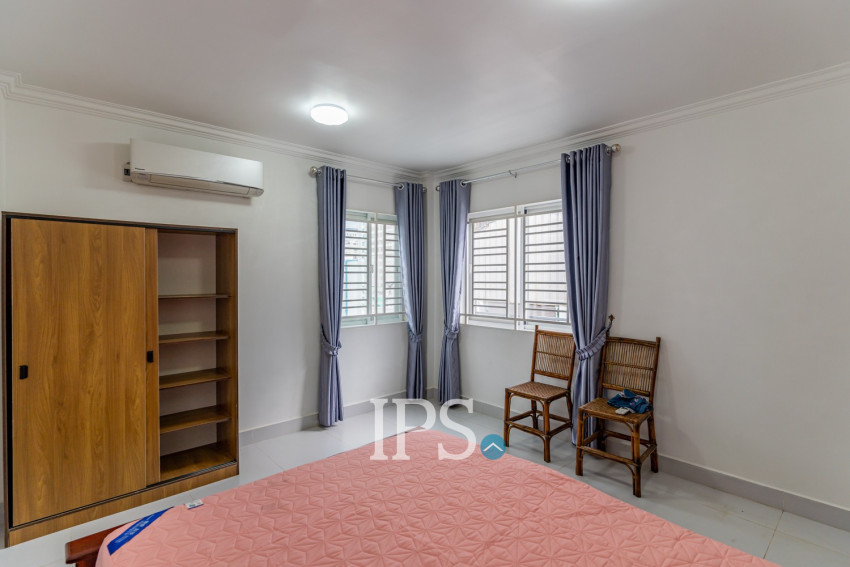 1 Bedroom Apartment For Rent - Phsar Kandal 2, Phnom Penh