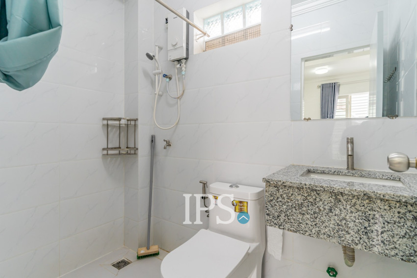 1 Bedroom Apartment For Rent - Phsar Kandal 2, Phnom Penh