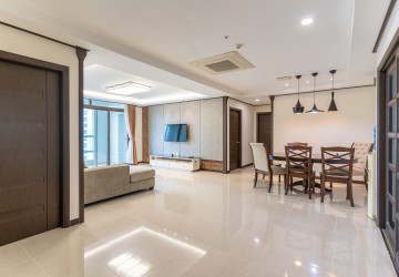 3 Bedroom Condo For Rent - De Castle Royal, BKK1, Phnom Penh thumbnail