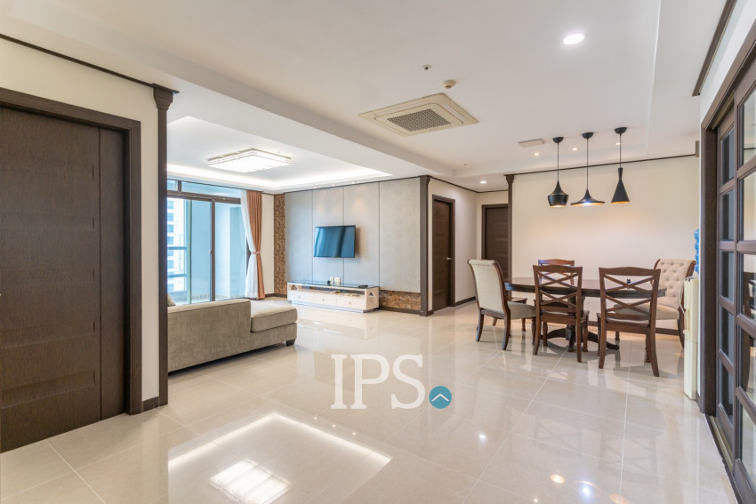 3 Bedroom Condo For Rent - De Castle Royal, BKK1, Phnom Penh