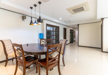 3 Bedroom Condo For Sale - De Castle Royal, BKK1, Phnom Penh thumbnail