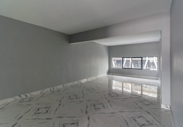 163.2 Sqm Retail Space For Rent - Wat Phnom, Phnom Penh thumbnail