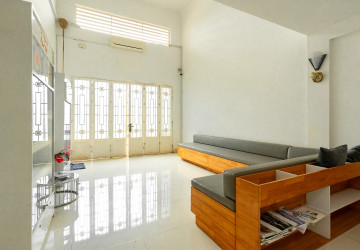 6 Bedroom Shophouse For Rent - Svay Dangkum, Siem Reap thumbnail