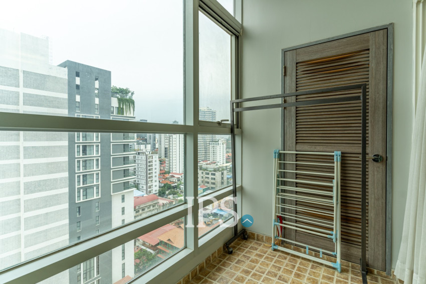 2 Bedroom Condo For Rent - De Castle Royal, BKK1, Phnom Penh